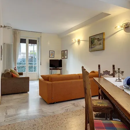 Semesterbostad Casa Emilia Dongo