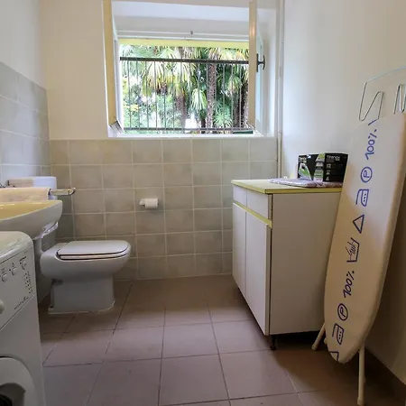 Casa Emilia Semesterbostad Dongo