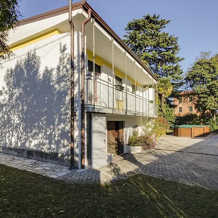Casa Emilia Vakantiehuis Dongo